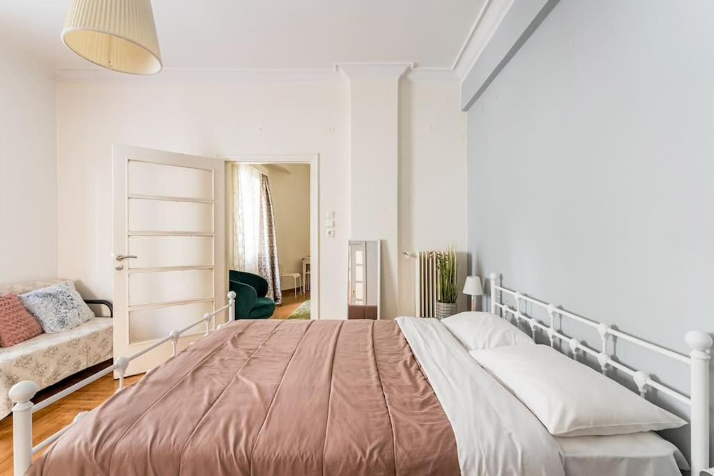 Amazing 3Bdr Apt With Unique Roof Garden In Plaka Athens Exterior photo