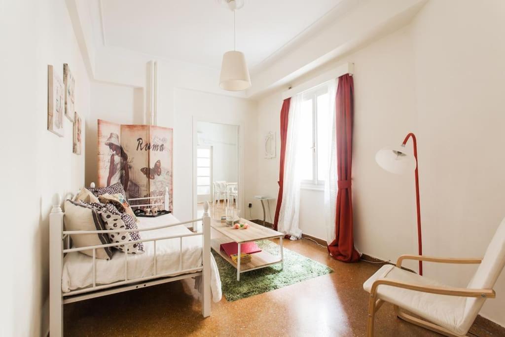 Amazing 3Bdr Apt With Unique Roof Garden In Plaka Athens Exterior photo